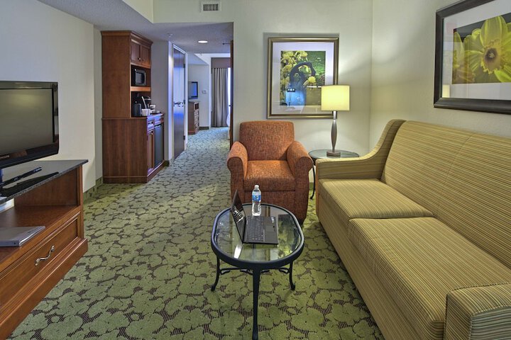 Room 10 of 39