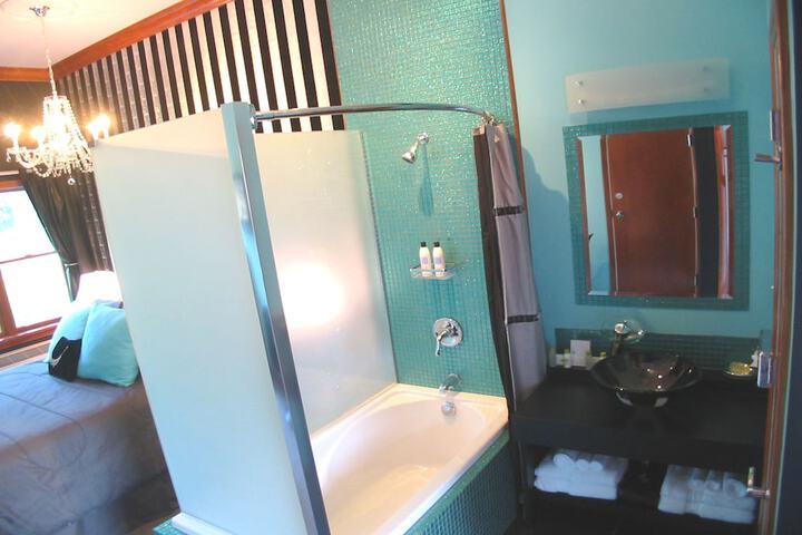 Room 54 of 168