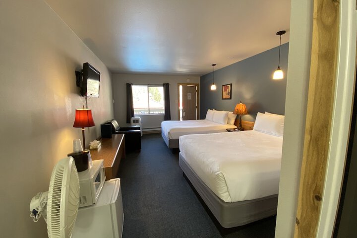 Room 22 of 49