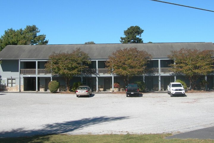 Baneberry Golf and Resort