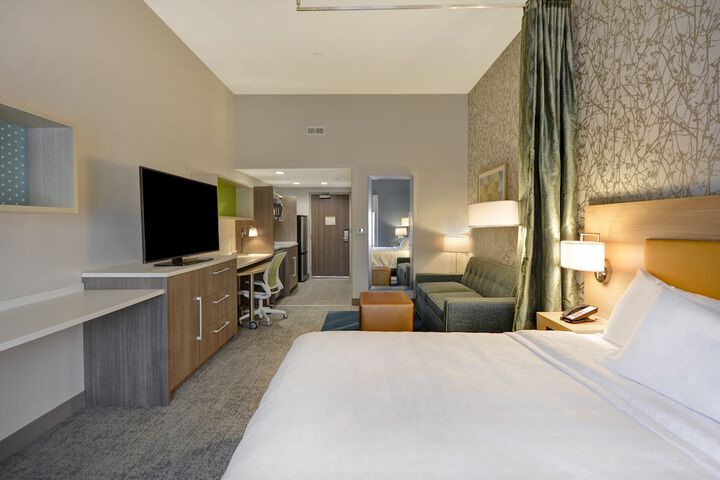 Room 30 of 53