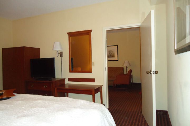 Room 15 of 49