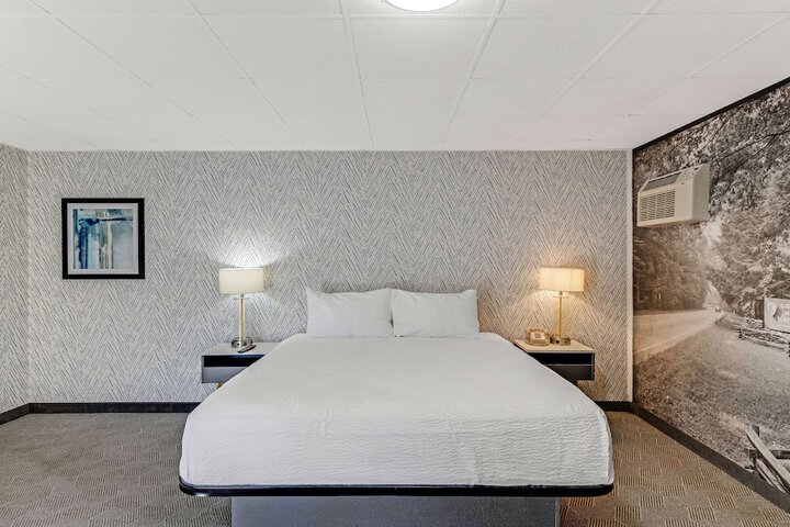 Room 10 of 56