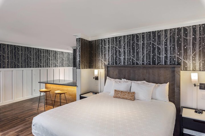UpValley Inn & Hot Springs Napa Valley an Ascend Collection Hotel