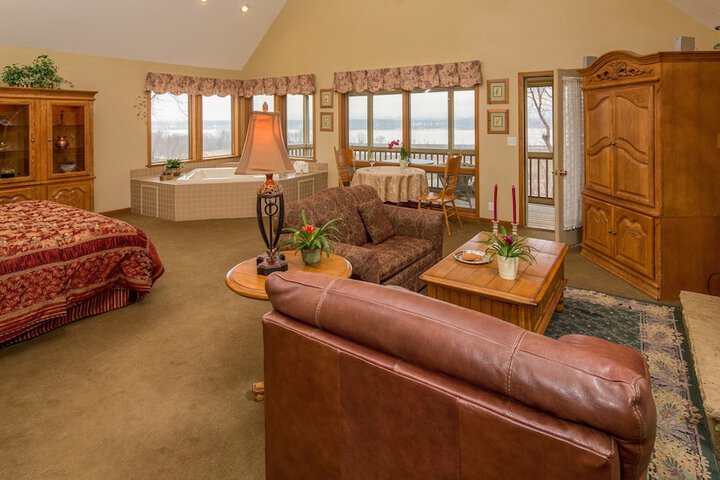 Goldmoor Inn