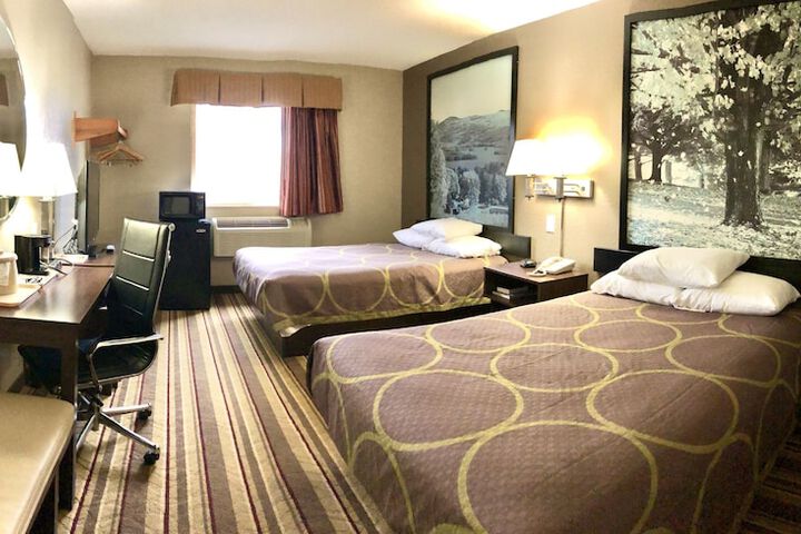 Room 63 of 66