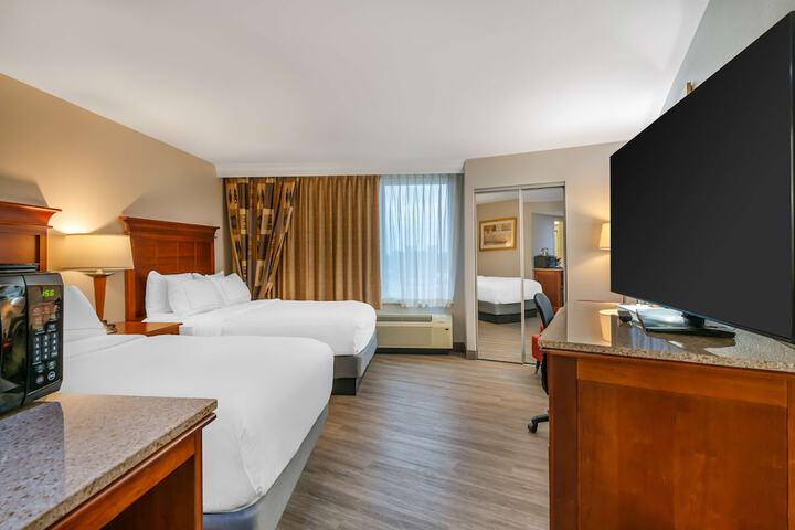 Room 14 of 33