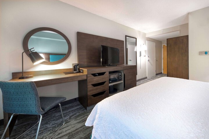 Room 38 of 106