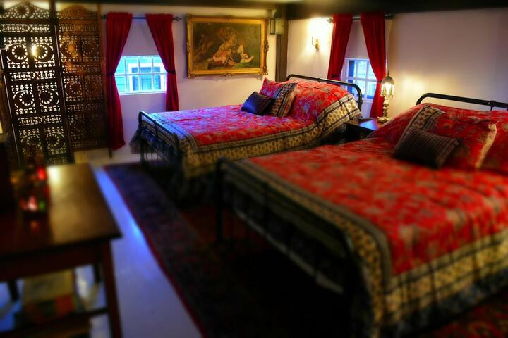 Room 18 of 41