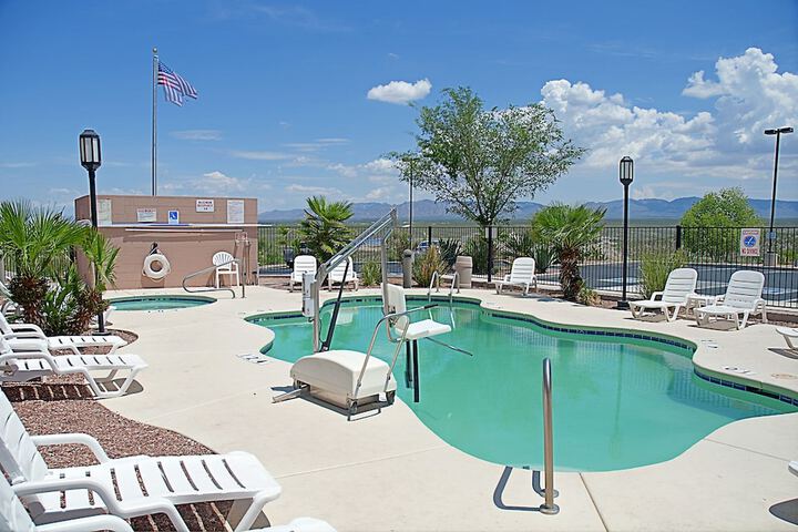 Hotel 17 of 135
