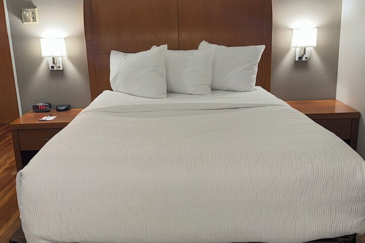 Room 26 of 39
