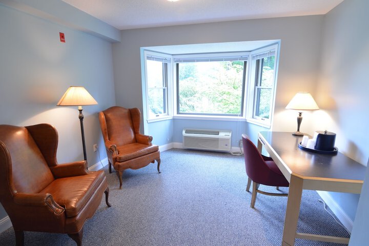 Room 77 of 85