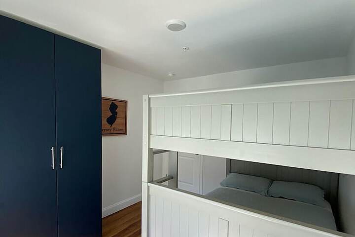 Room 55 of 57