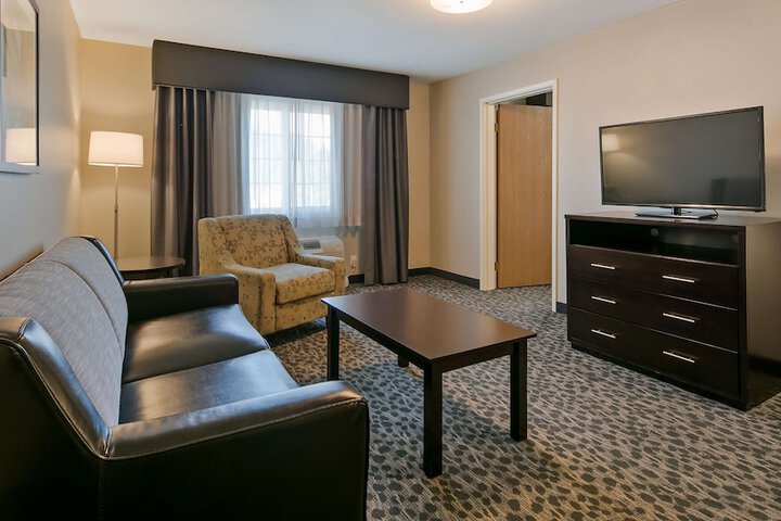 Room 9 of 22
