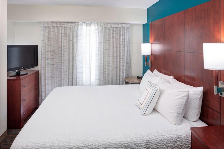 Room 16 of 29