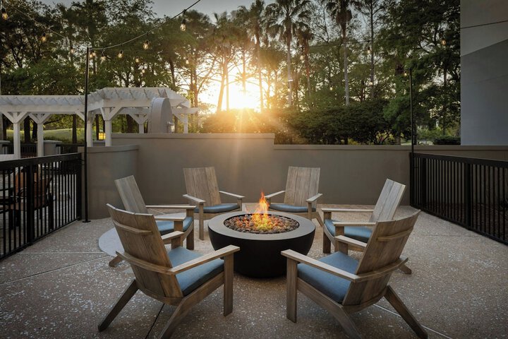 Courtyard by Marriott Sandestin at Grand Boulevard