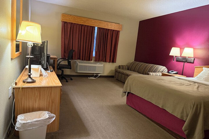 Rodeway Inn Hesston