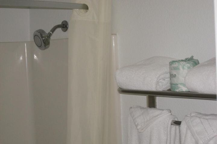 Room 15 of 21