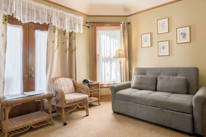 Pacific Grove Inn