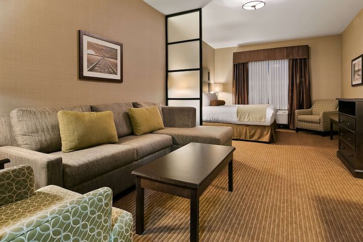 Room 13 of 39