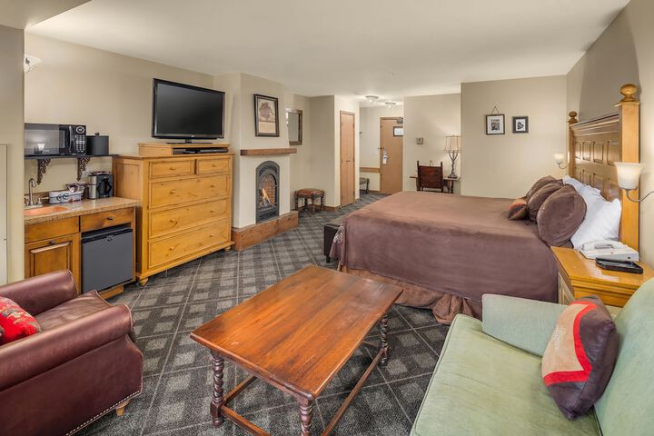 Room 42 of 86
