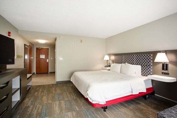 Room 15 of 34