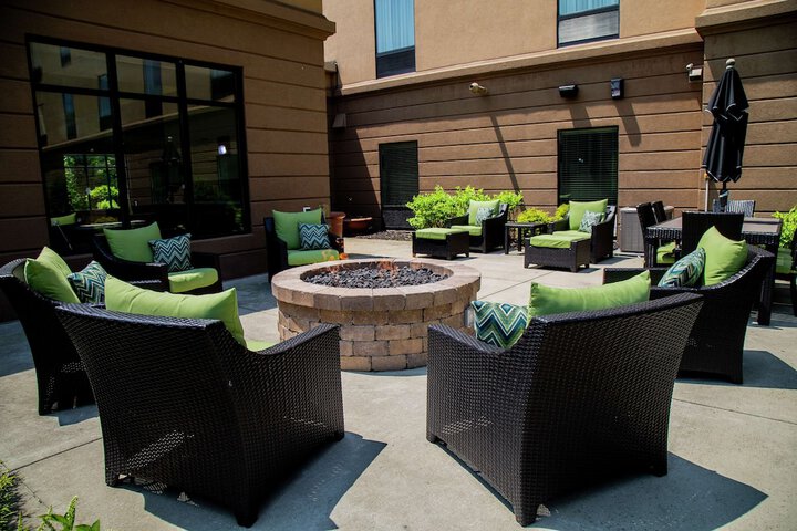 Terrace/Patio 87 of 89