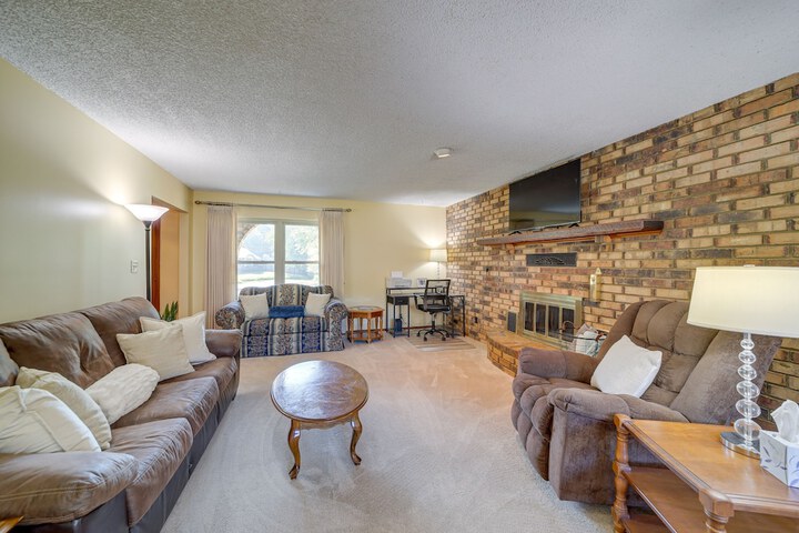 Quiet Oklahoma Home - Close to Golf Courses!