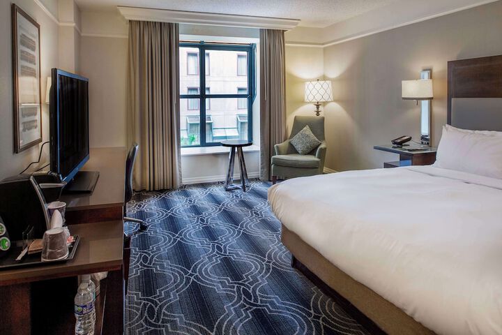 Room 80 of 160