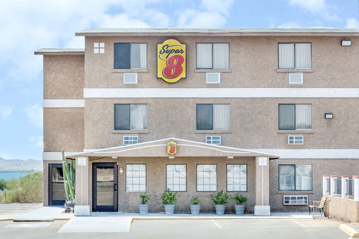 Hotel 2 of 17