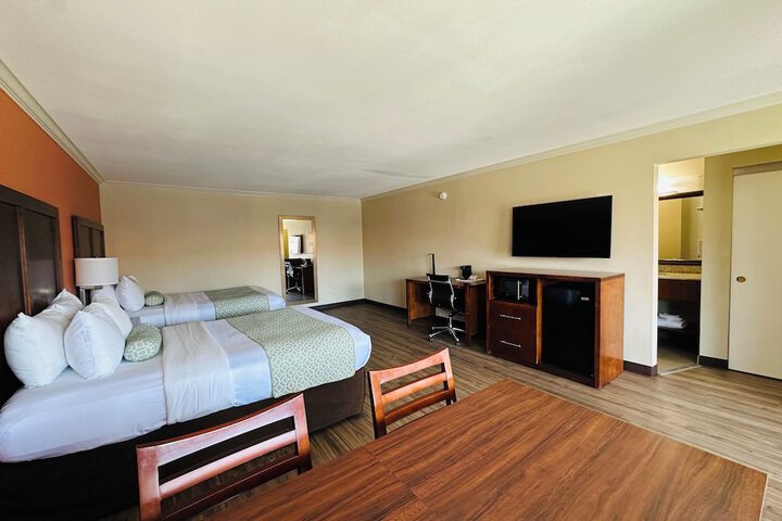 The Hills Inn Eagle Rock - Near Old Town Pasadena