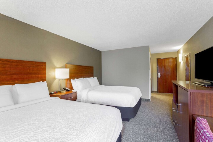 Room 6 of 22