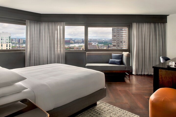 Room 57 of 97