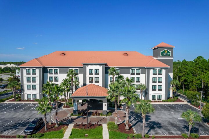Hotel 2 of 27