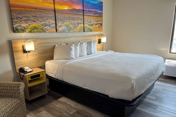 Room 17 of 29