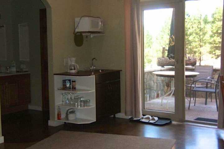 Room 23 of 47