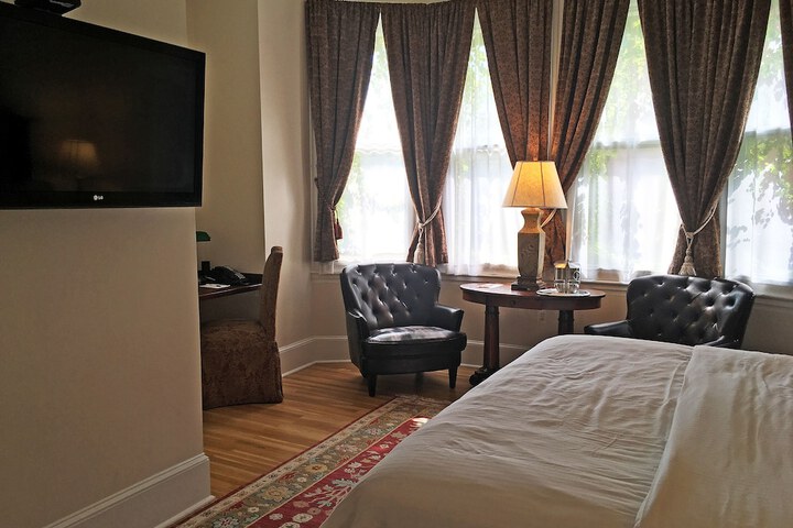 Room 113 of 235