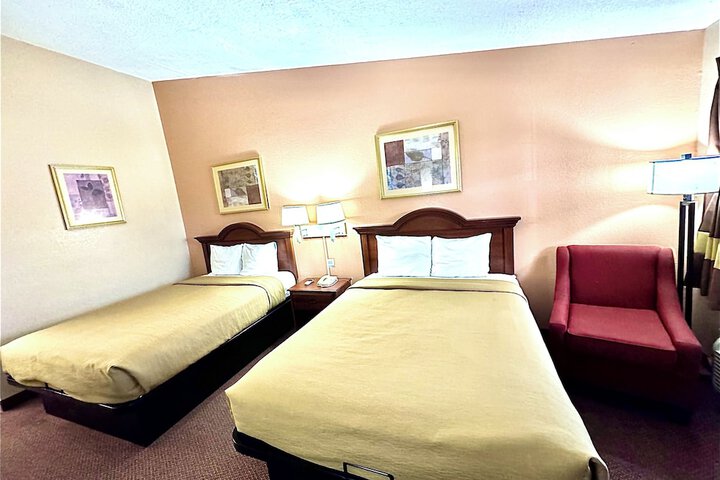Room 17 of 26