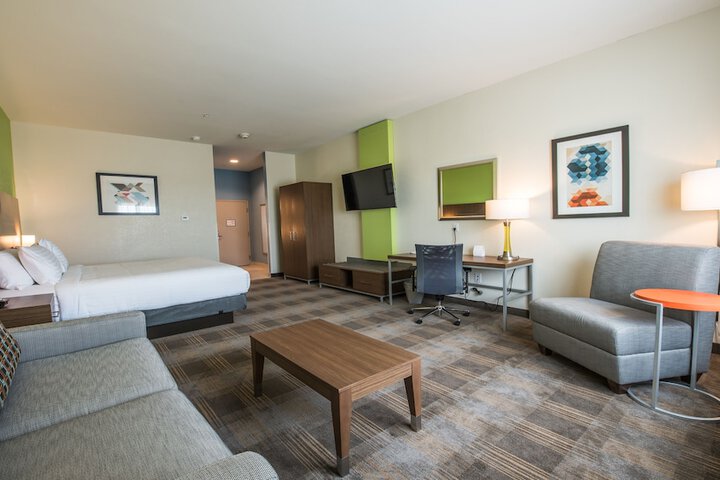 Room 25 of 73