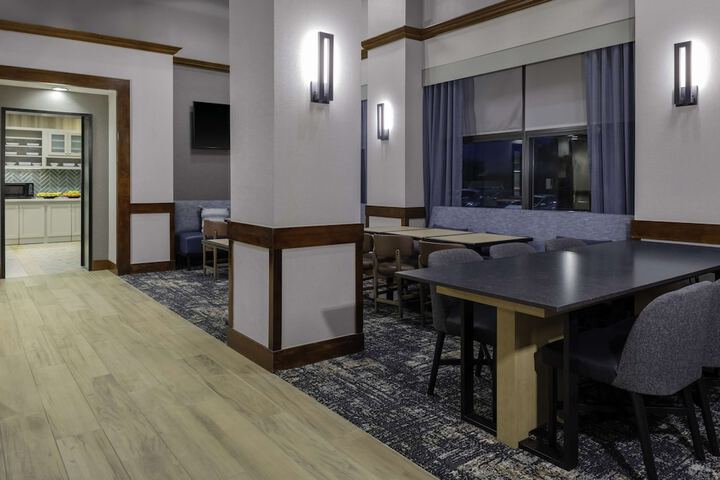 Hyatt Place Dallas / Arlington