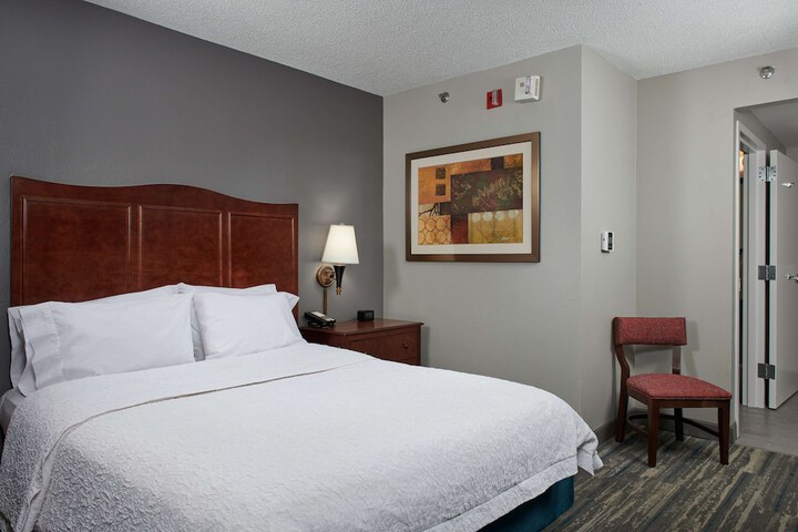 Room 19 of 28