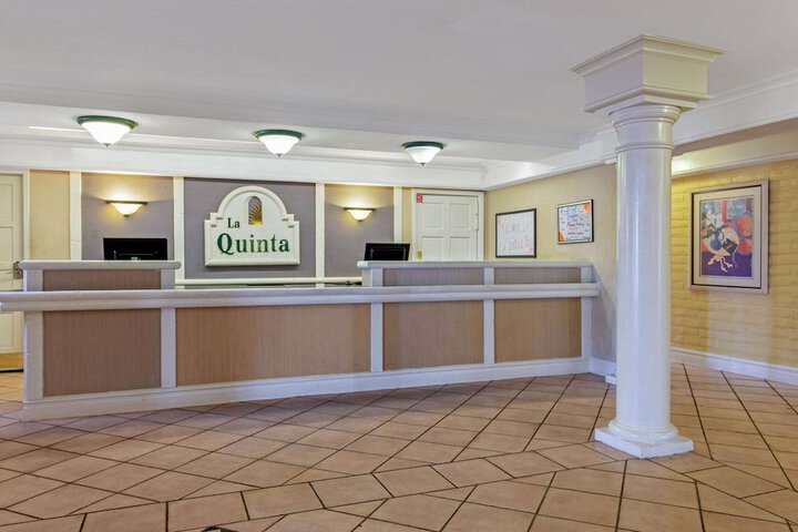 Hotel Interior 10 of 40