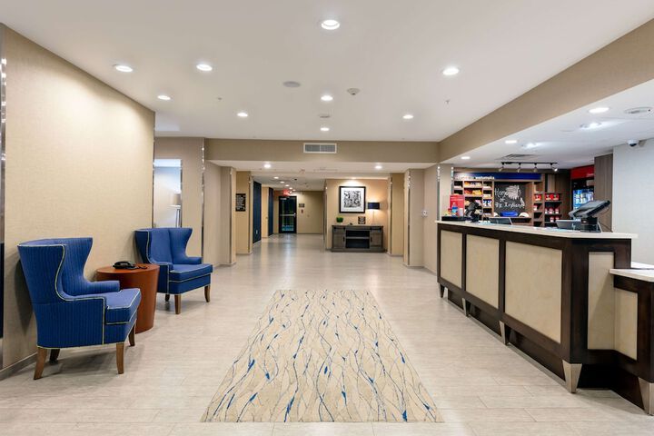 Hotel Interior 10 of 42