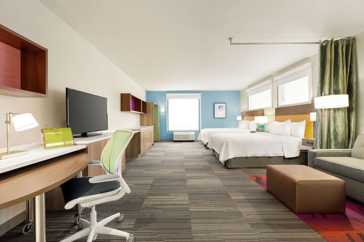 Room 13 of 37