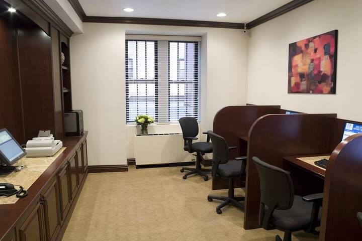 Business Center 42 of 42