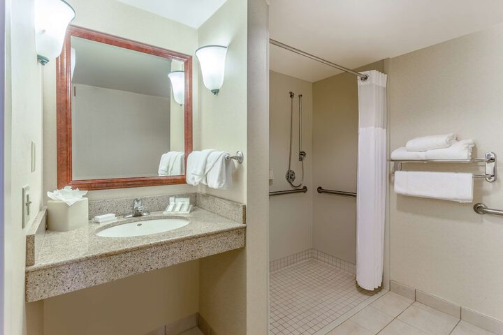 Room 3 of 31
