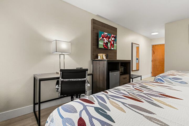 Room 14 of 40