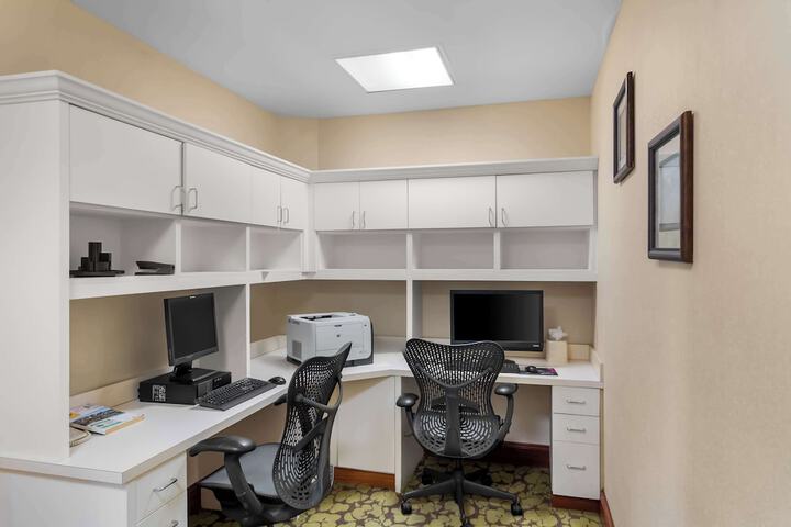 Business Center 54 of 54