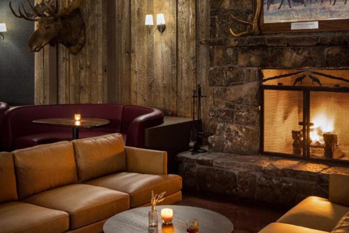 The Virginian Lodge