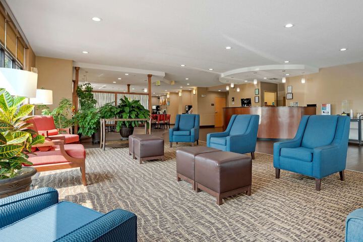 Hotel Interior 6 of 28